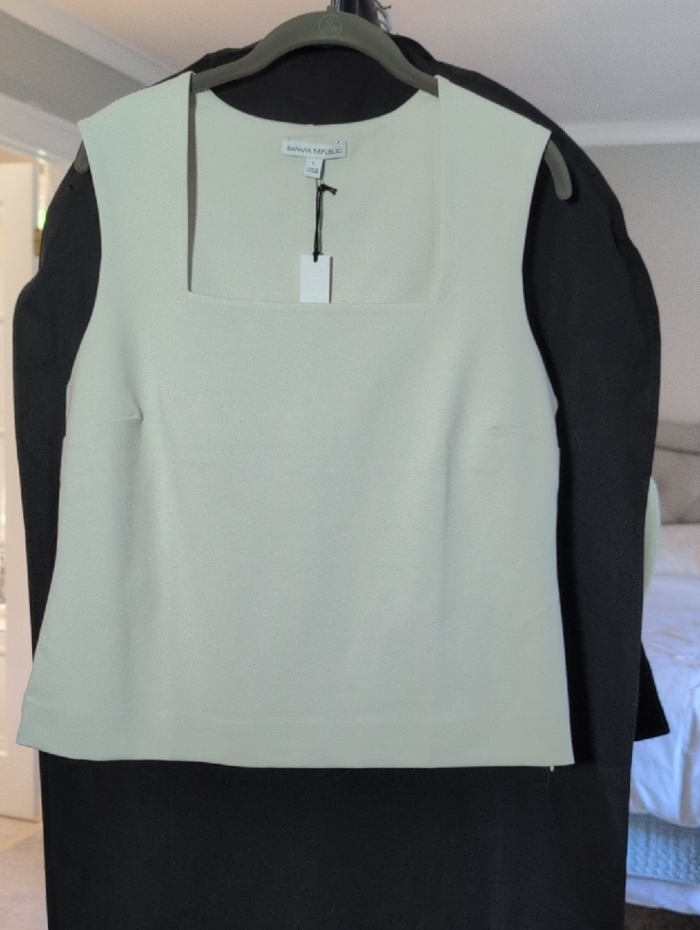 Banana Republic Cream Square-Neck Sleeveless Knit Top